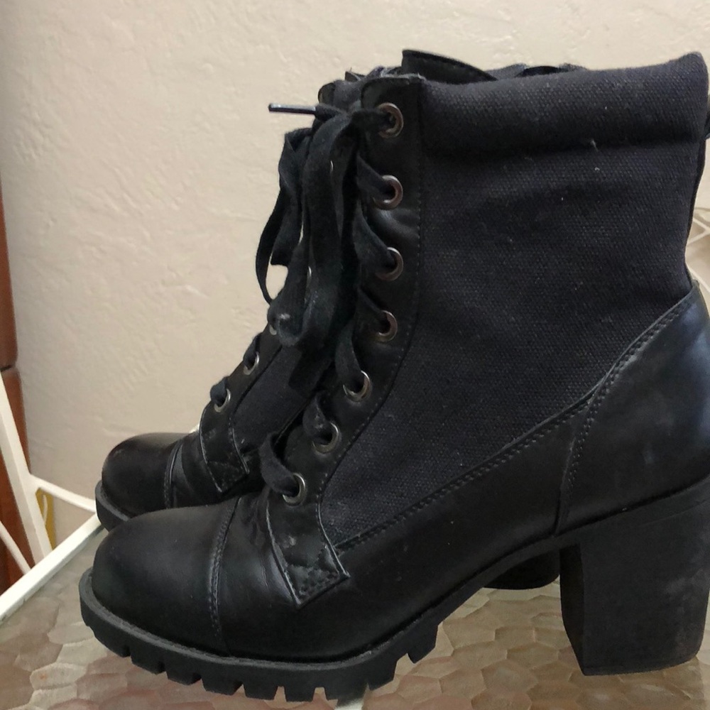Xoxo boots